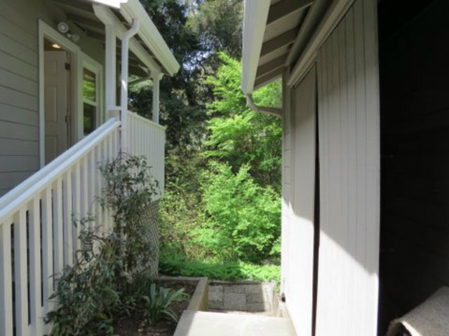 235 Valencia Road Aptos, CA 95003 - Photo 7 of 25 Gallery Image 7
