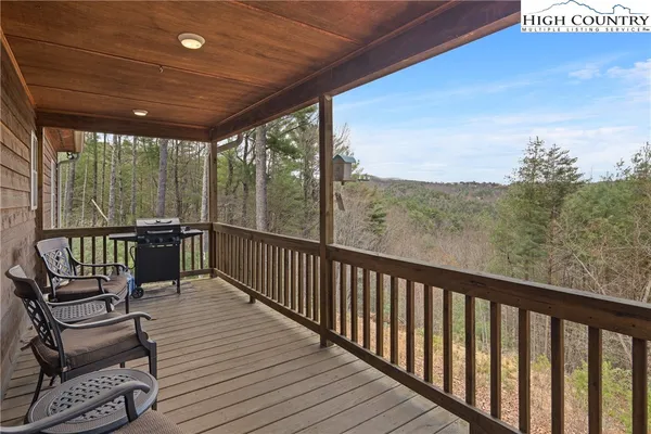 $449,900 | 128 Deer Antler Drive, Purlear, NC 28665