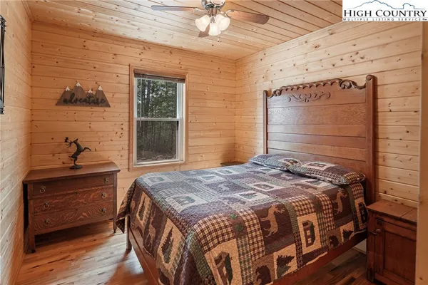 $449,900 | 128 Deer Antler Drive, Purlear, NC 28665