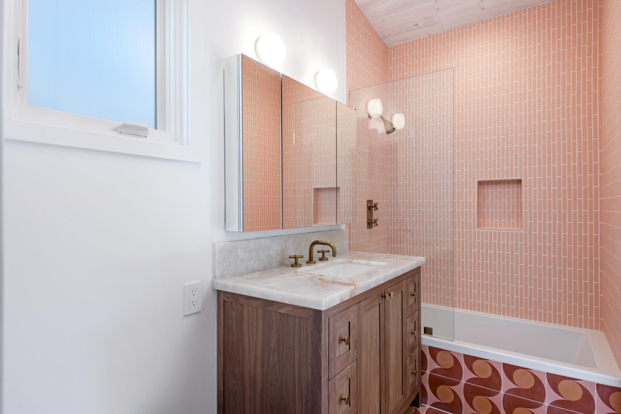 1323 Alta Vista Road Santa Barbara, CA 93103 - Photo 11 of 16 Upstairs Bathroom