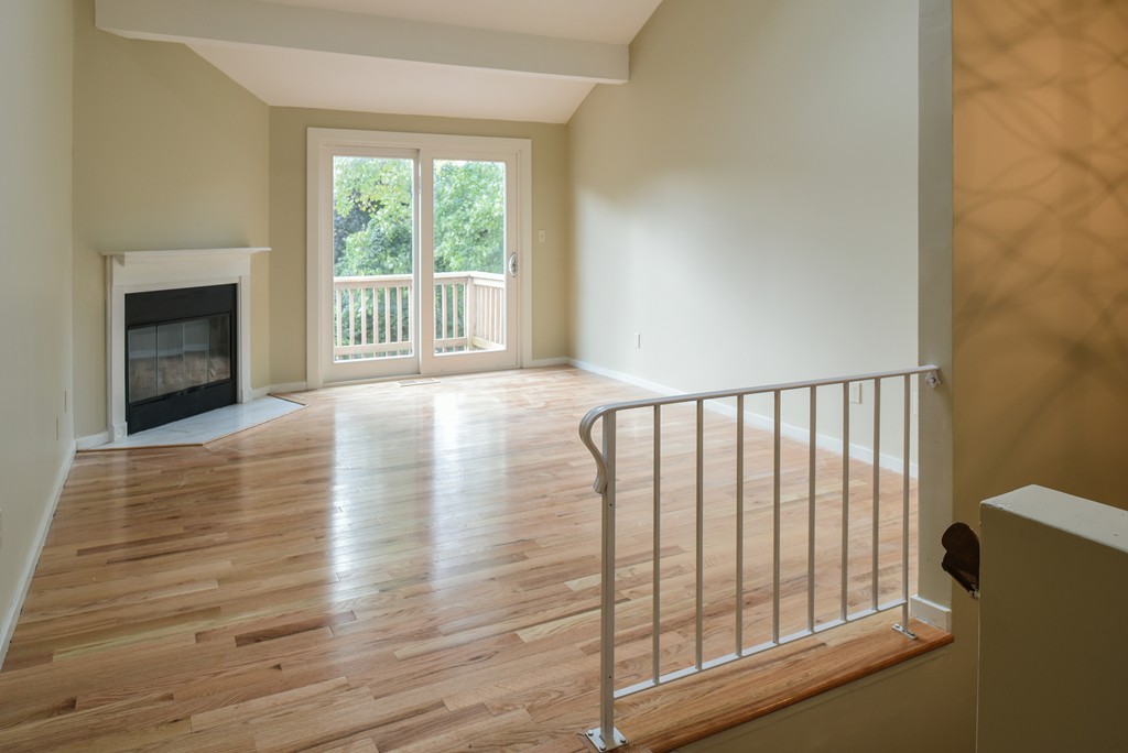 25 Marion Road, Unit B Salem, MA 01970 - Photo 3 of 24
