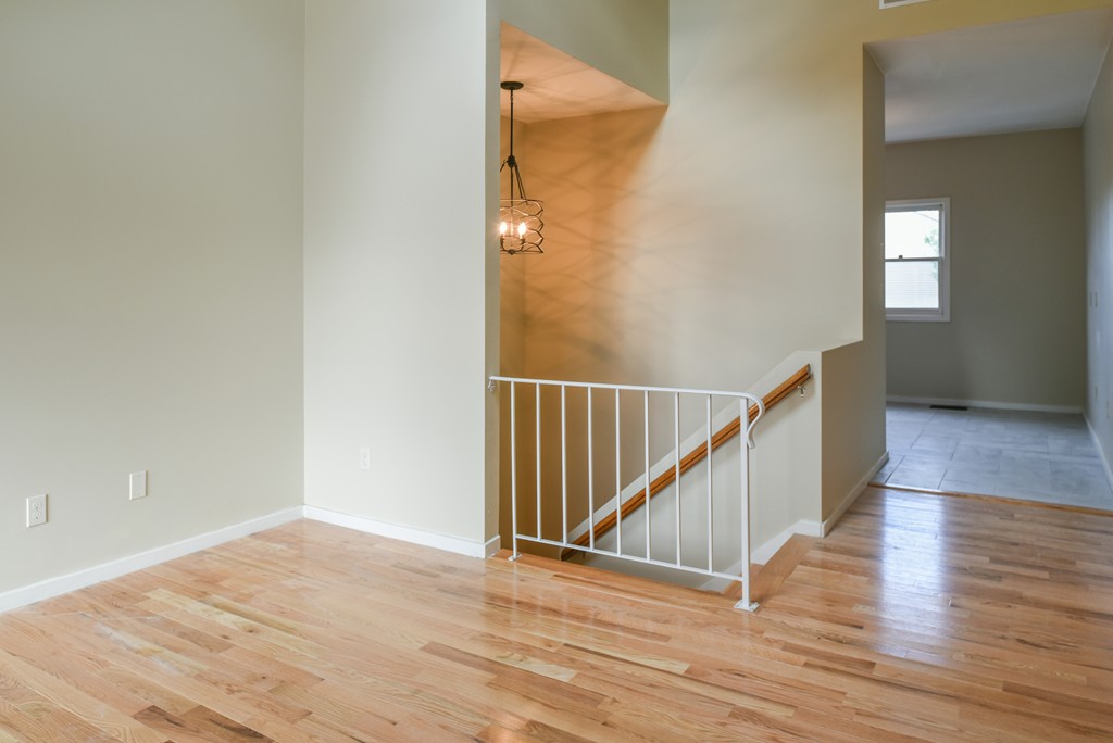 25 Marion Road, Unit B Salem, MA 01970 - Photo 4 of 24