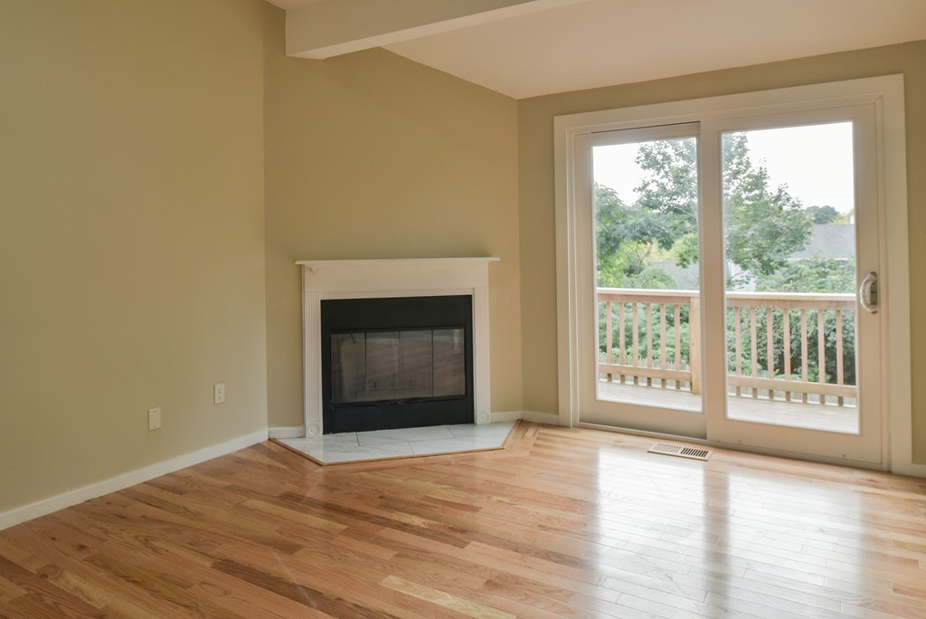 25 Marion Road, Unit B Salem, MA 01970 - Photo 5 of 24