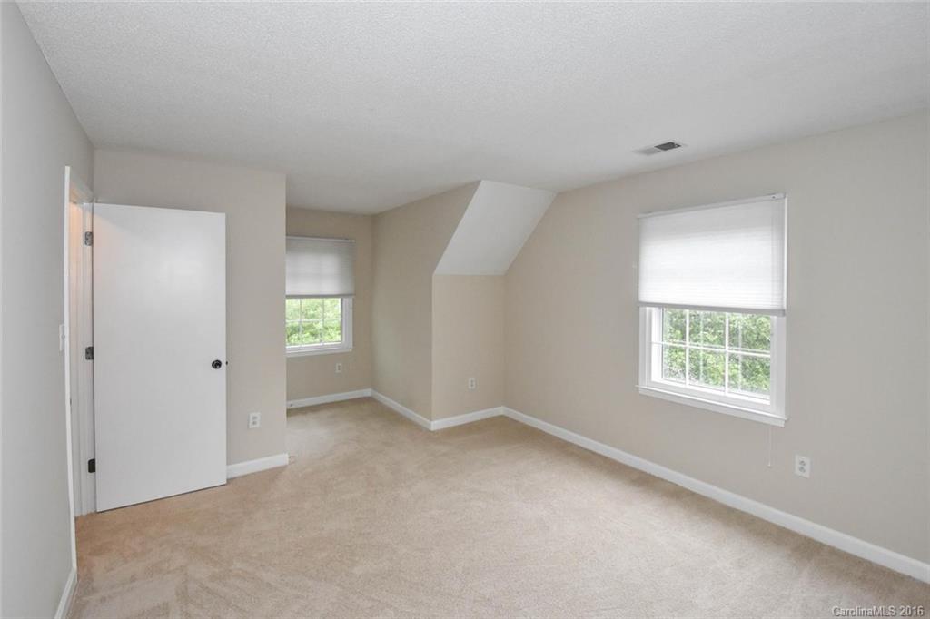 11434 Painted Tree Road Charlotte, NC 28226 - Photo 18 of 24 Gallery Image 18