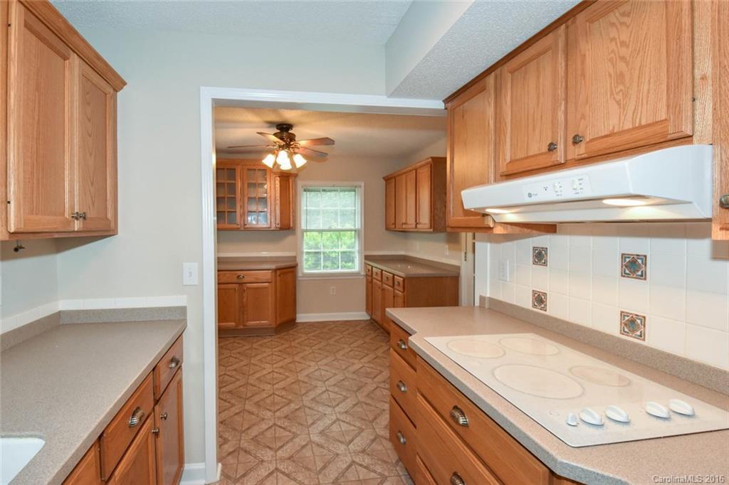 11434 Painted Tree Road Charlotte, NC 28226 - Photo 5 of 24 Gallery Image 5