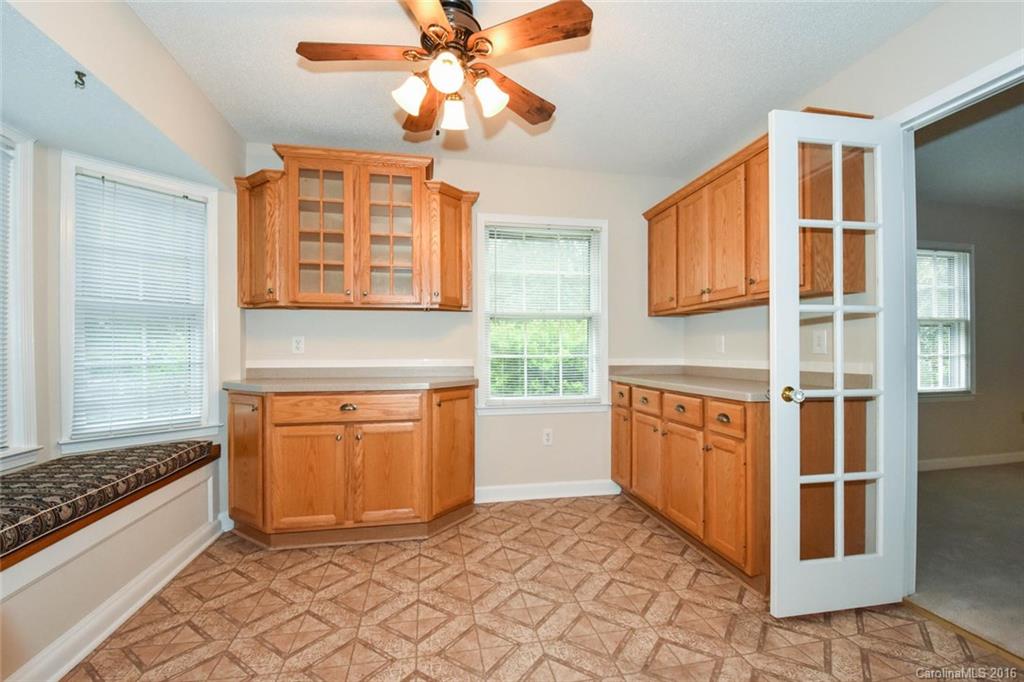 11434 Painted Tree Road Charlotte, NC 28226 - Photo 8 of 24 Gallery Image 8