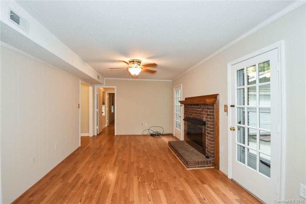 11434 Painted Tree Road Charlotte, NC 28226 - Photo 9 of 24 Gallery Image 9