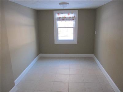 141 Lincoln Road Hyannis, MA 02601 - Photo 16 of 23 an empty room with a window