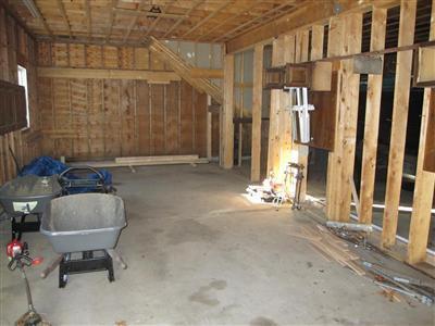 141 Lincoln Road Hyannis, MA 02601 - Photo 20 of 23 a view of a chairs and table in the room