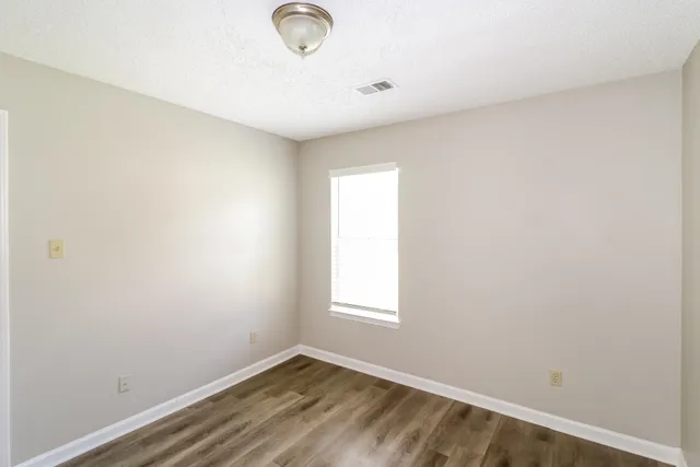 $1,745 | 4515 Kings Grant Drive, Memphis, TN 38125