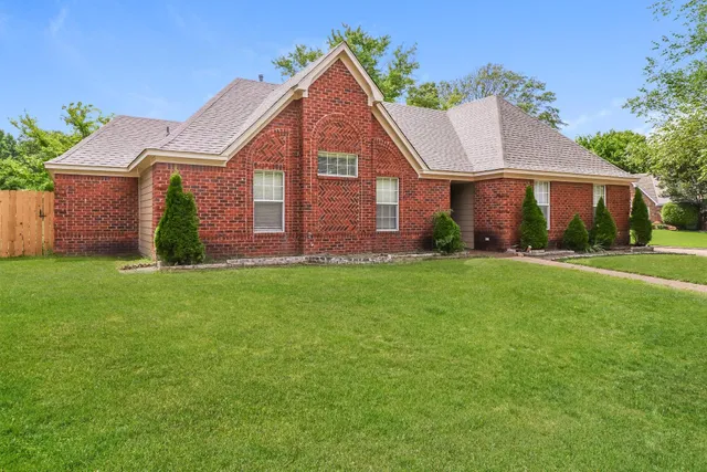 $1,745 | 4515 Kings Grant Drive, Memphis, TN 38125