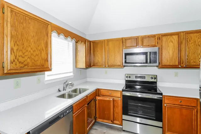 $1,745 | 4515 Kings Grant Drive, Memphis, TN 38125