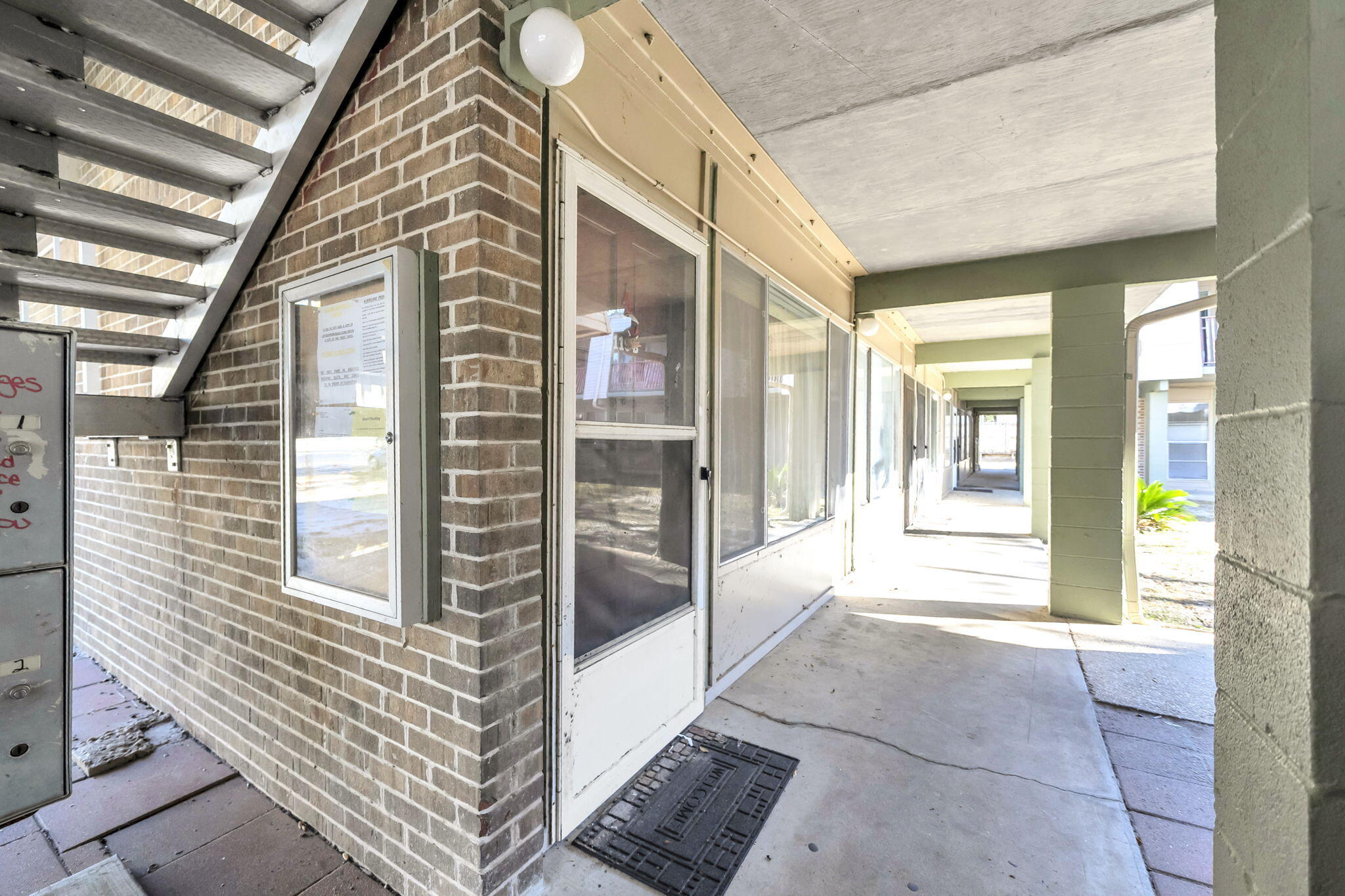 210 Pelham Road, Unit 119B Fort Walton Beach, FL 32547 - Photo 2 of 14 corner unit