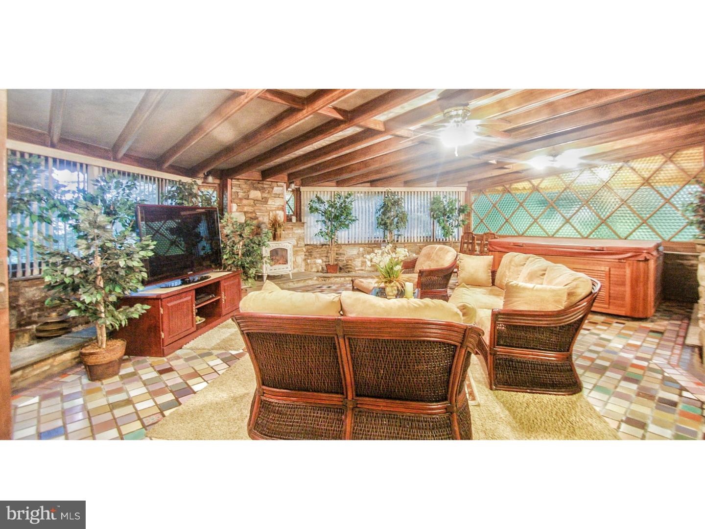 302 Old Farm Road Wyncote, PA 19095 - Photo 11 of 25 Great Room