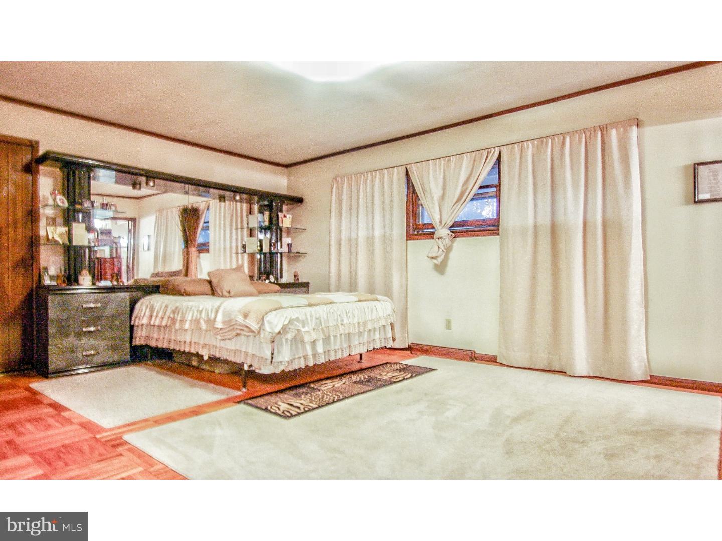 302 Old Farm Road Wyncote, PA 19095 - Photo 16 of 25 Bedroom - Main