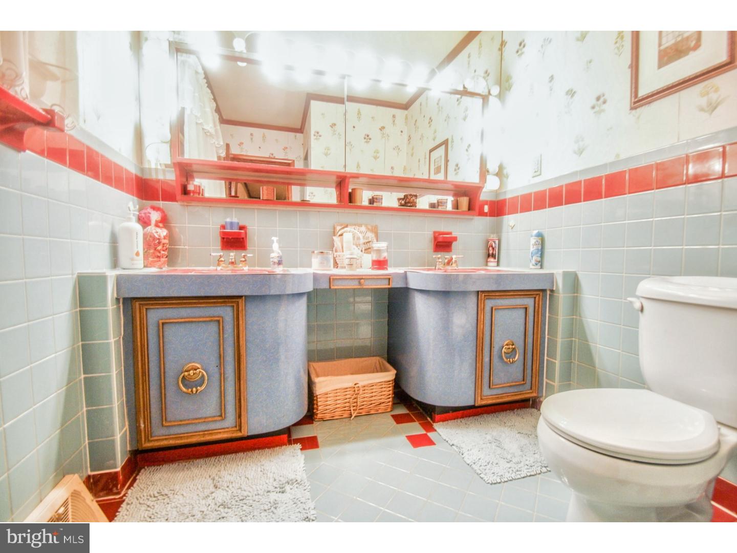 302 Old Farm Road Wyncote, PA 19095 - Photo 17 of 25 Bathroom