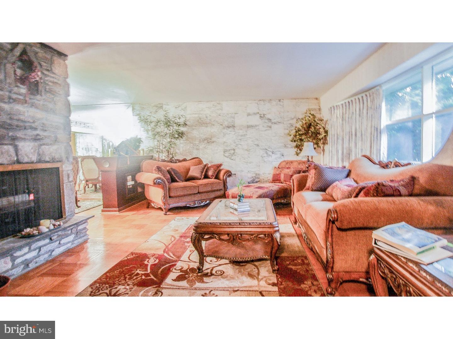 302 Old Farm Road Wyncote, PA 19095 - Photo 3 of 25 Gallery Image 3