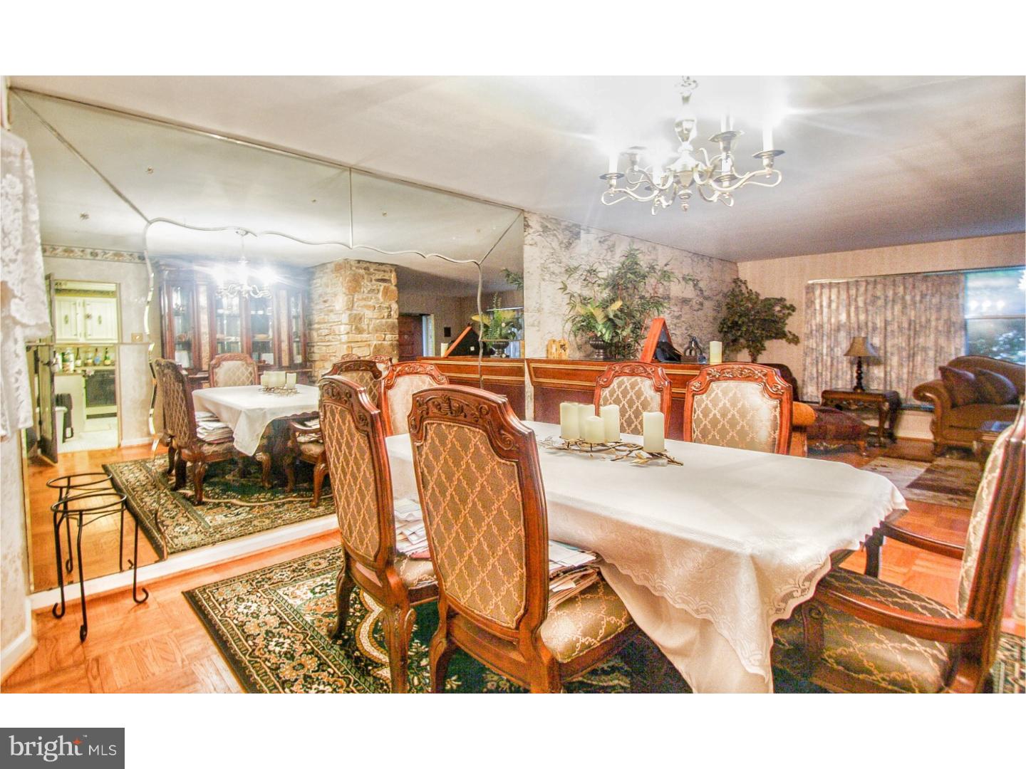 302 Old Farm Road Wyncote, PA 19095 - Photo 6 of 25 Dining Room