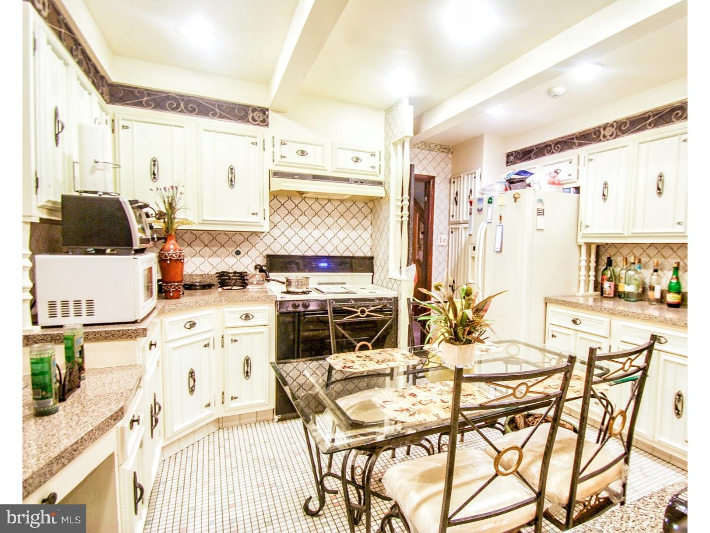 302 Old Farm Road Wyncote, PA 19095 - Photo 7 of 25 Kitchen