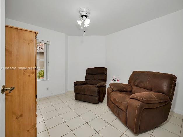 8007 Southwest 157th Place Miami, FL 33193 - Photo 14 of 39