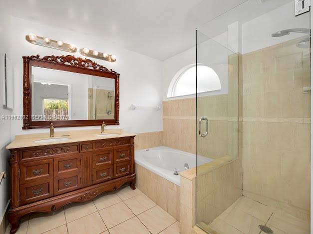 8007 Southwest 157th Place Miami, FL 33193 - Photo 25 of 39