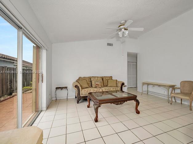 8007 Southwest 157th Place Miami, FL 33193 - Photo 7 of 39