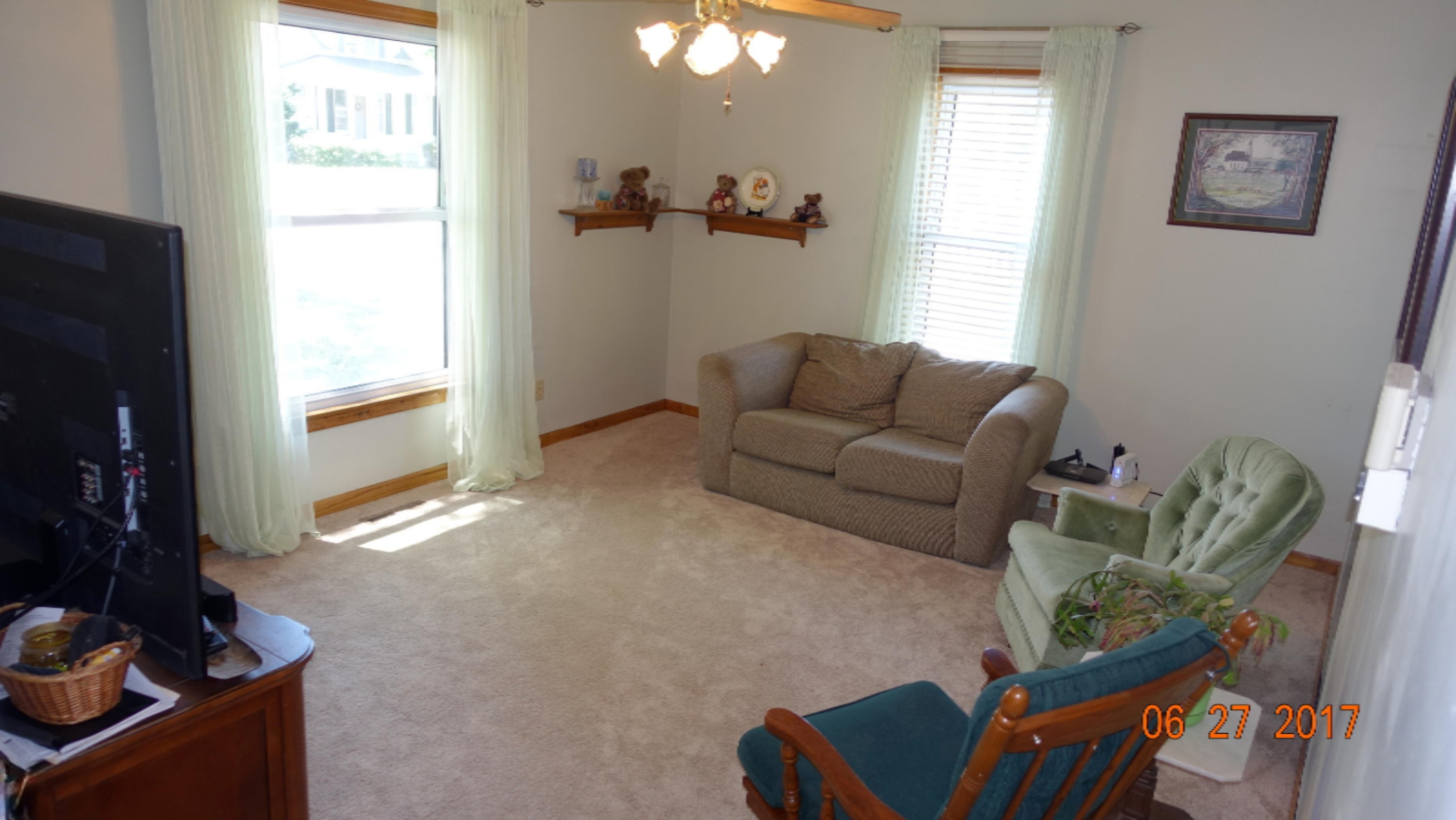 1347 West Lemon Creek Road Baroda, MI 49101 - Photo 6 of 34 Living copy