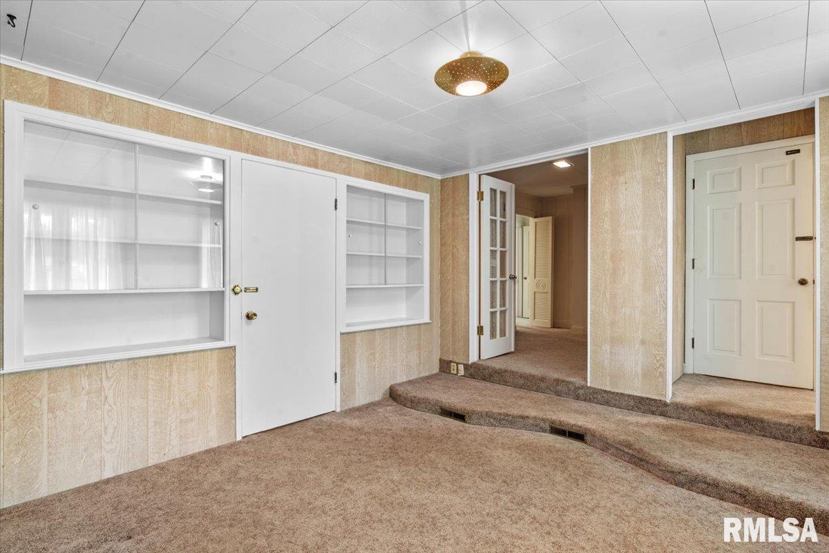 1939 Dial Court Springfield, IL 62704 - Photo 12 of 37