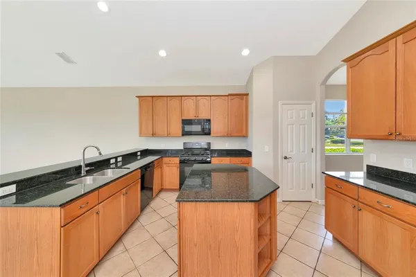 $3,650 | 12079 Aster Avenue, Bradenton, FL 34212