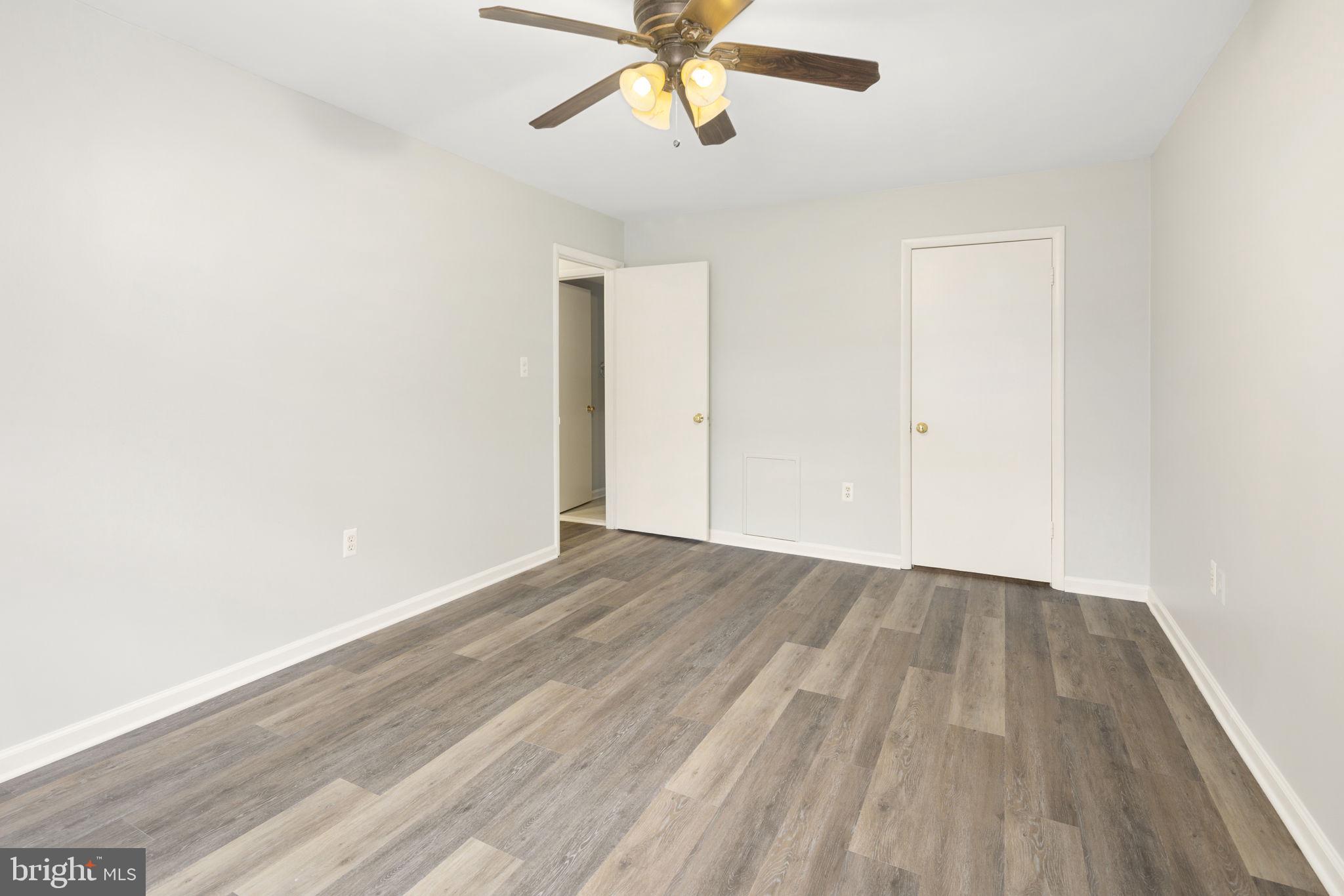 3354 Woodburn Road, Unit 14 Annandale, VA 22003 - Photo 29 of 55