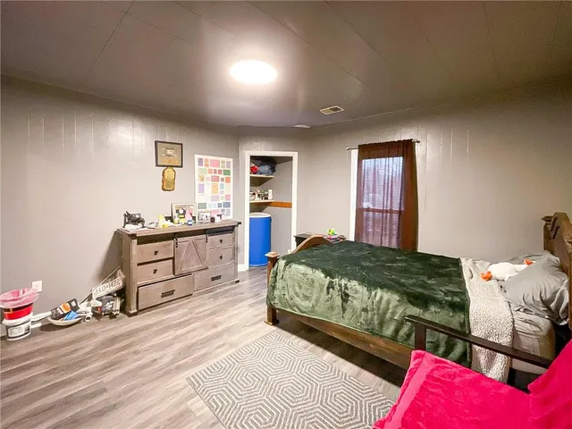 $225,000 | 1716 South Beacon Avenue, Sedalia, MO 65301