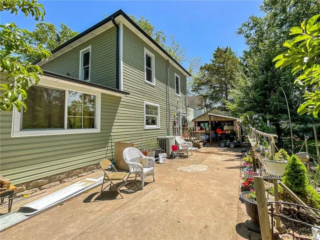 $225,000 | 1716 South Beacon Avenue, Sedalia, MO 65301