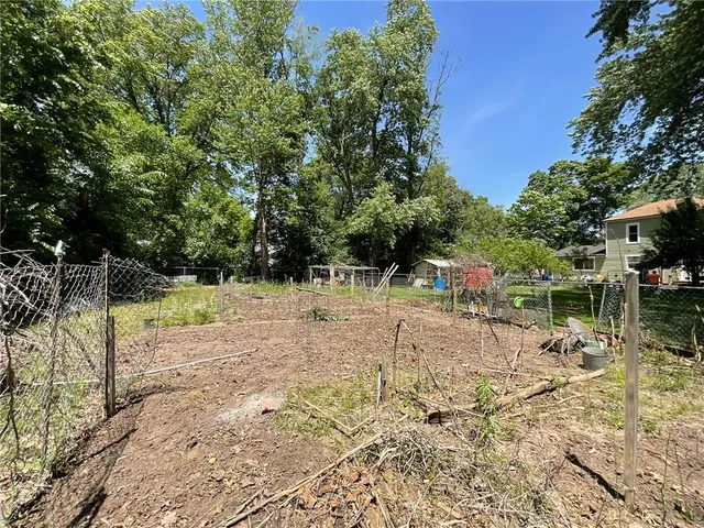 $225,000 | 1716 South Beacon Avenue, Sedalia, MO 65301