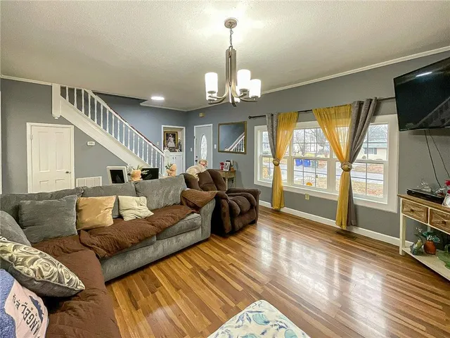 $225,000 | 1716 South Beacon Avenue, Sedalia, MO 65301