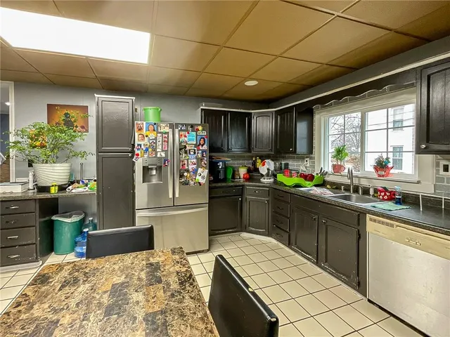 $225,000 | 1716 South Beacon Avenue, Sedalia, MO 65301