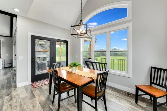 $1,100,000 | 4023 Highway 131, Odessa, MO 64076