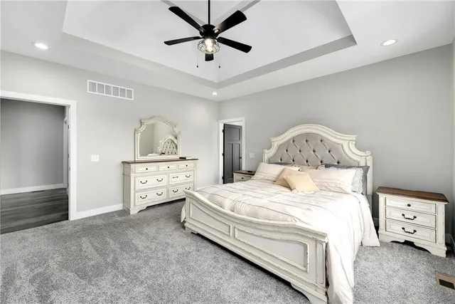 $1,100,000 | 4023 Highway 131, Odessa, MO 64076