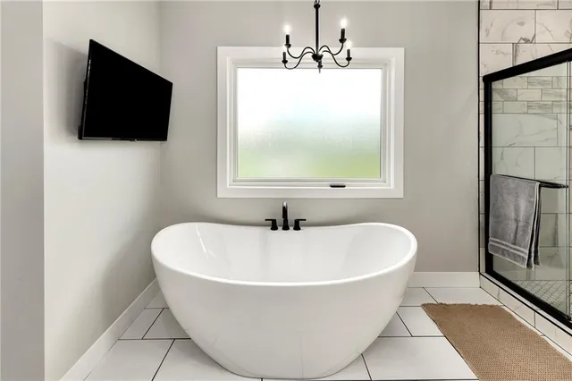 $1,100,000 | 4023 Highway 131, Odessa, MO 64076