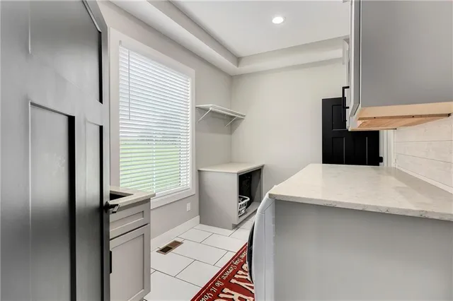 $1,100,000 | 4023 Highway 131, Odessa, MO 64076