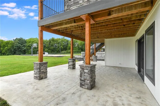 $1,100,000 | 4023 Highway 131, Odessa, MO 64076