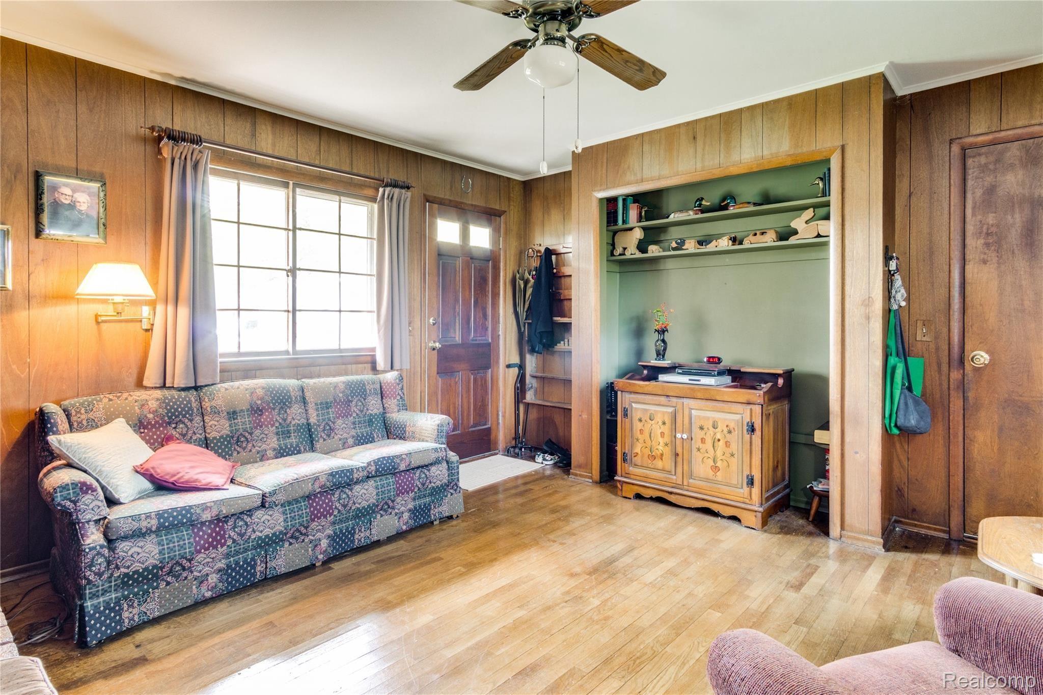 5166 Stevens Road Clarkston, MI 48346 - Photo 14 of 40 Interiors (16 of 39).jpg
