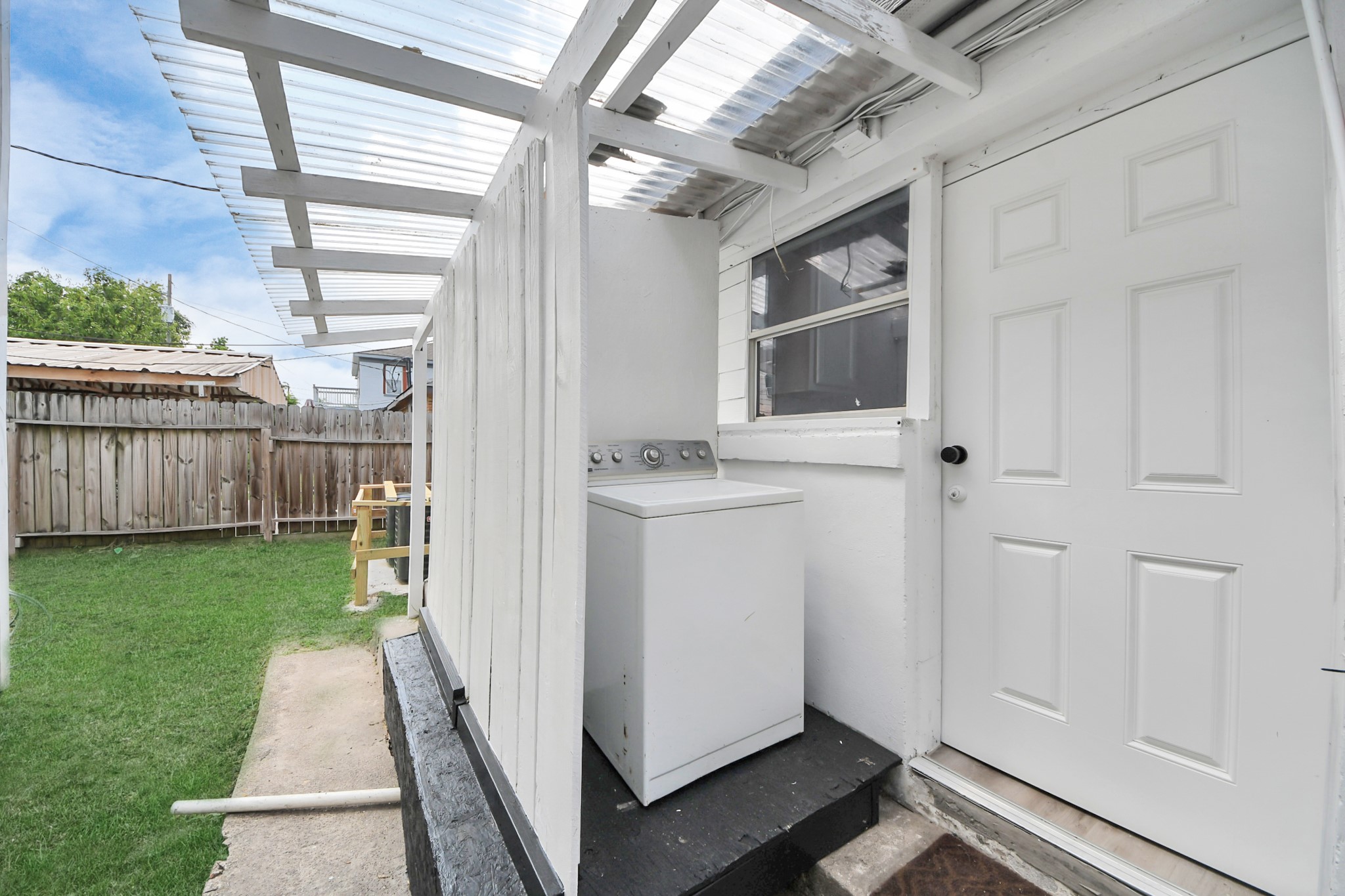 2902 Truxillo Street Houston, TX 77004 - Photo 29 of 32 a view of a door and wooden floor