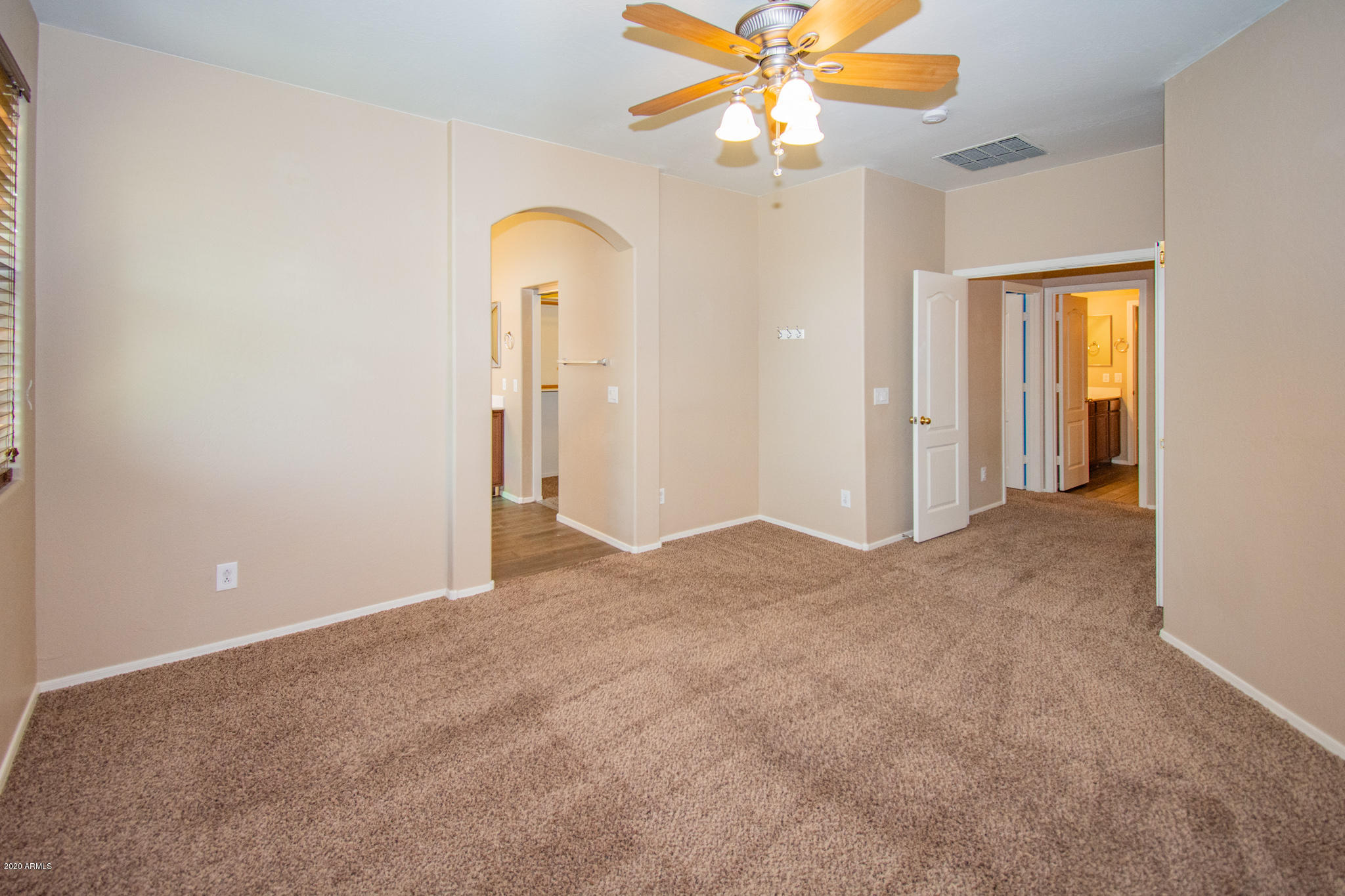 14253 West Boca Raton Road Surprise, AZ 85379 - Photo 6 of 29 _ADS1766