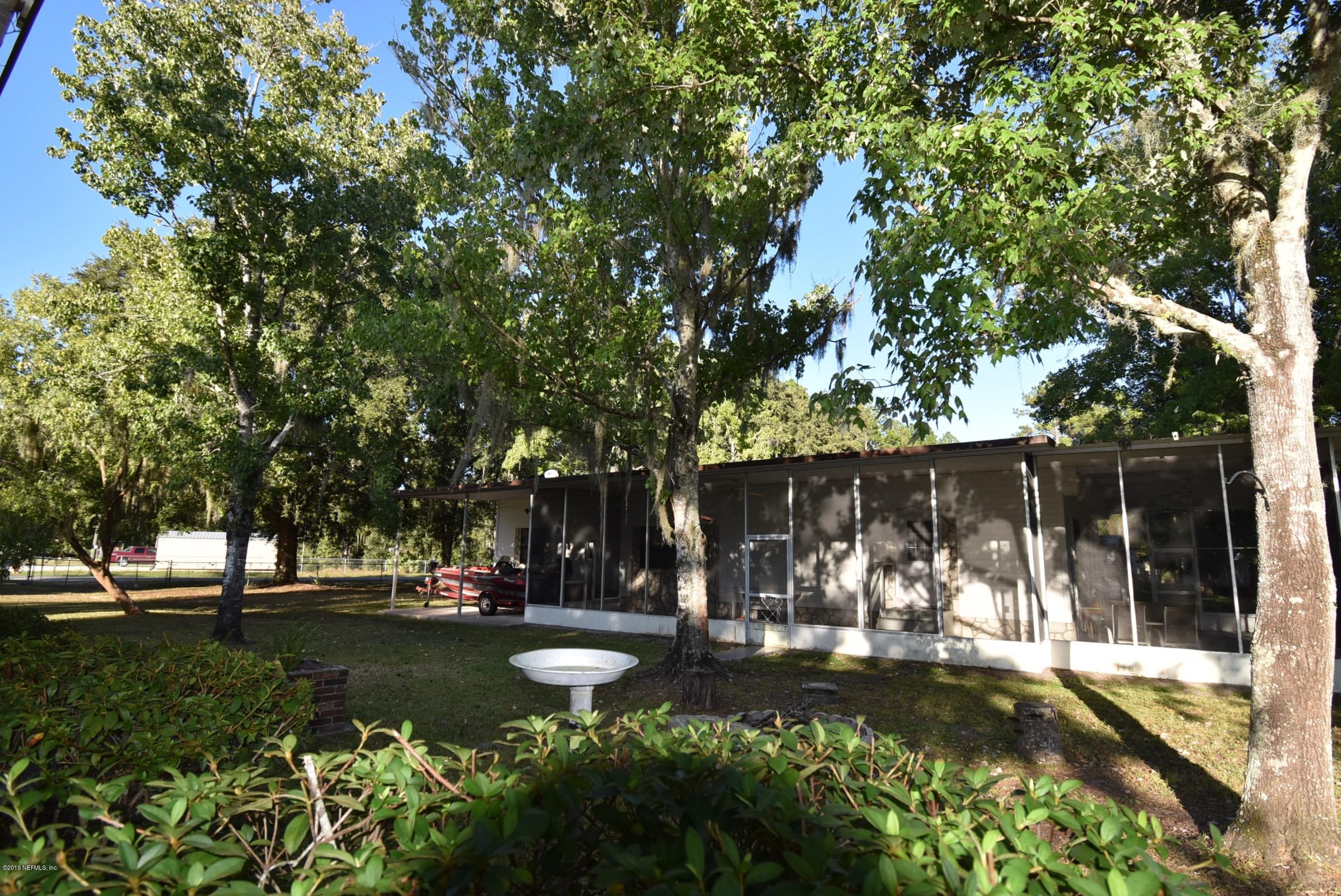 601 Carlin Road Satsuma, FL 32189 - Photo 4 of 64 DSC_0567 (3)