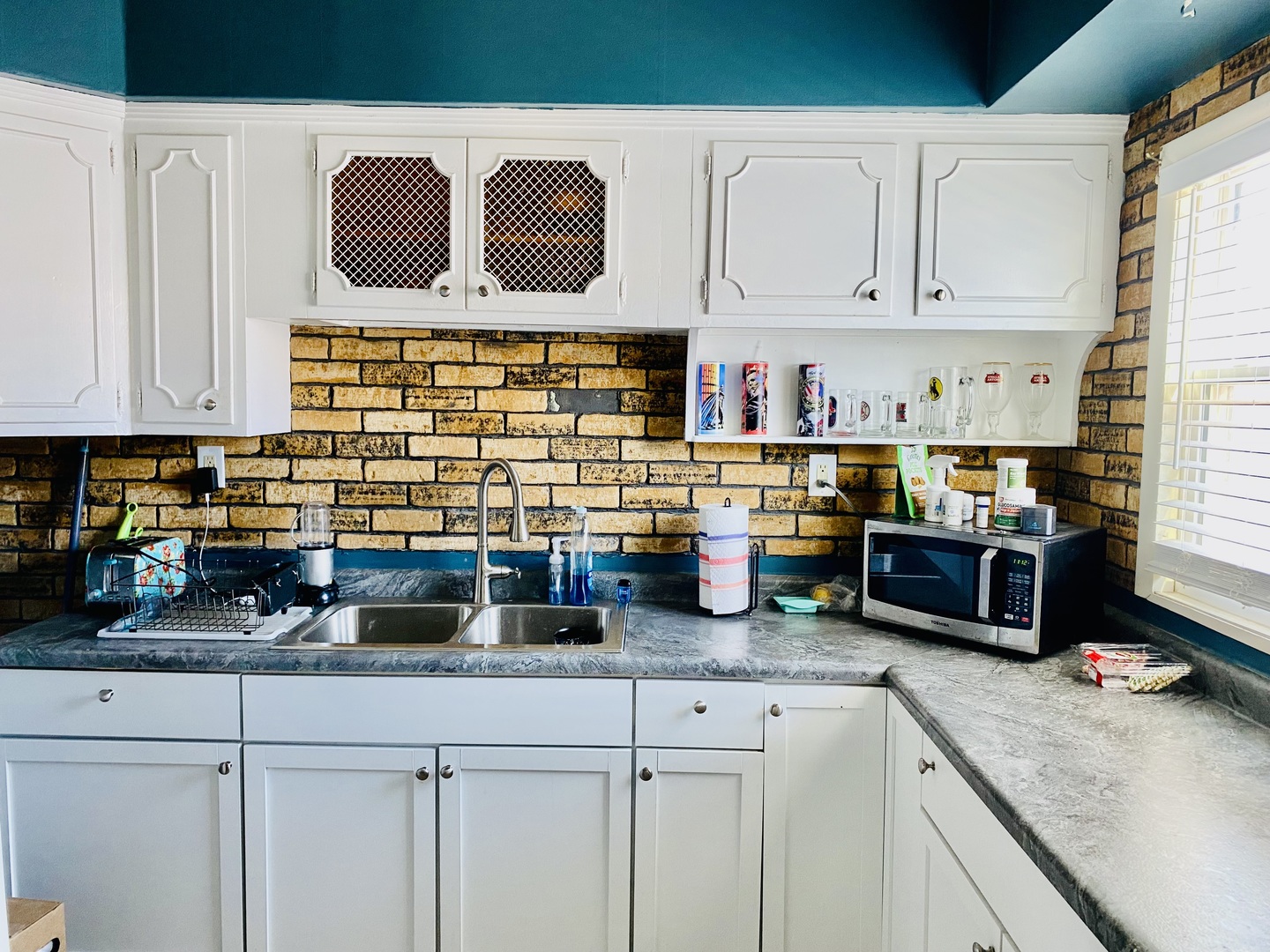 817 North 7th Street Rochelle, IL 61068 - Photo 2 of 14 a kitchen with lots of counter top space