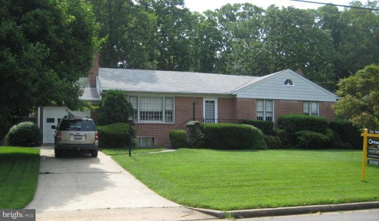 6023 Sumner Road Alexandria, VA 22310 - Photo 1 of 23 Exterior (Main)