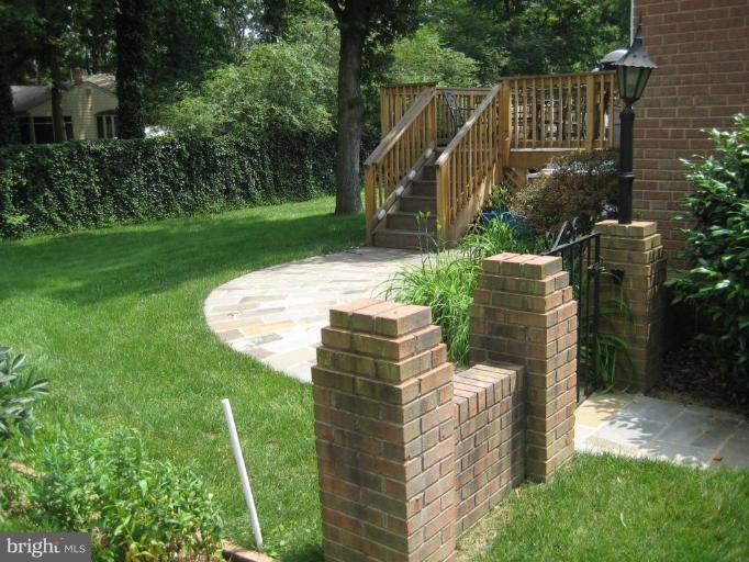 6023 Sumner Road Alexandria, VA 22310 - Photo 2 of 23 Patio 2
