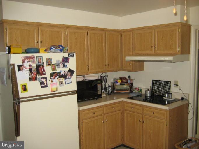 6023 Sumner Road Alexandria, VA 22310 - Photo 12 of 23 Kitchen