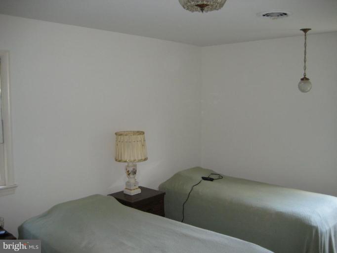 6023 Sumner Road Alexandria, VA 22310 - Photo 18 of 23 Master Bedroom