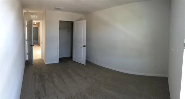a view of empty room with window